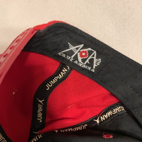 Jumpman Jordan Sz 4/7 red/orange baseball cap w/embroidery detail front & center - Picture 3 of 9